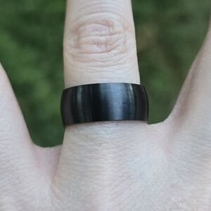 🖤 Smooth Matte Black Ring